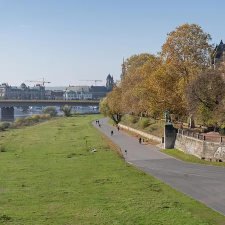 Limehome Hoyerswerdaerstrasse Дрезден