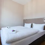 Daire Limehome Hoyerswerdaerstrasse Dresden