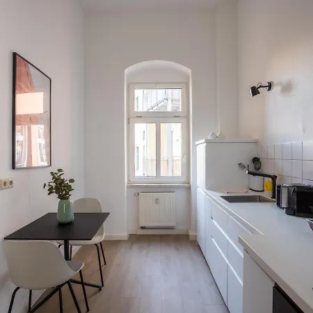 Limehome Hoyerswerdaerstrasse Apartment *