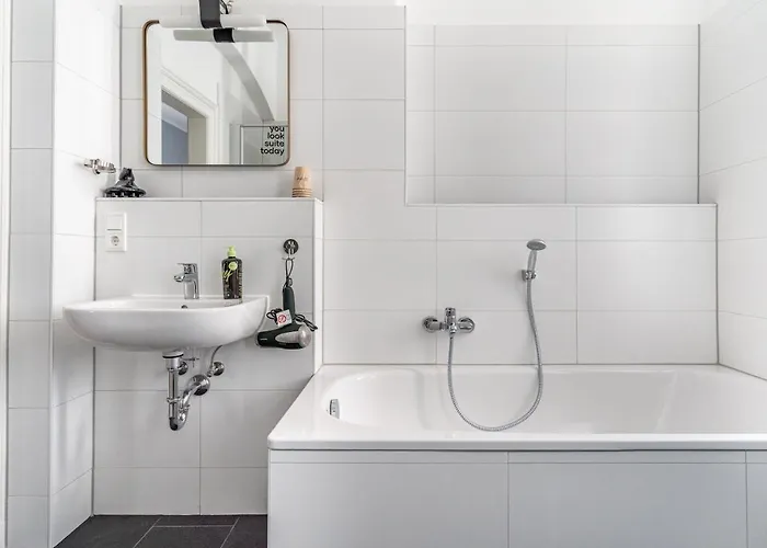 Limehome Hoyerswerdaerstrasse Apartament *