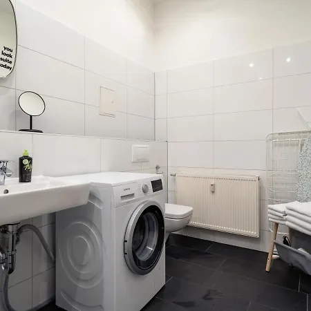 Limehome Hoyerswerdaerstrasse Daire Dresden