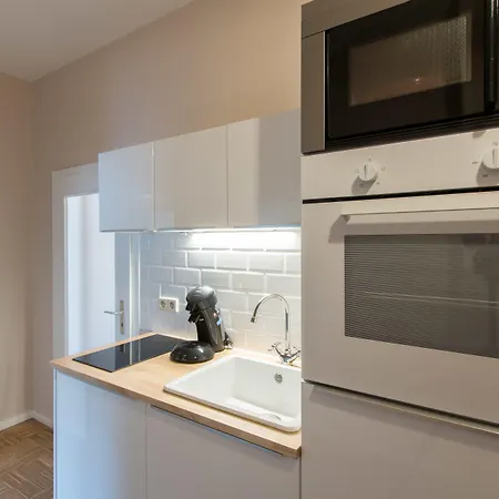 Limehome Hoyerswerdaerstrasse Daire *