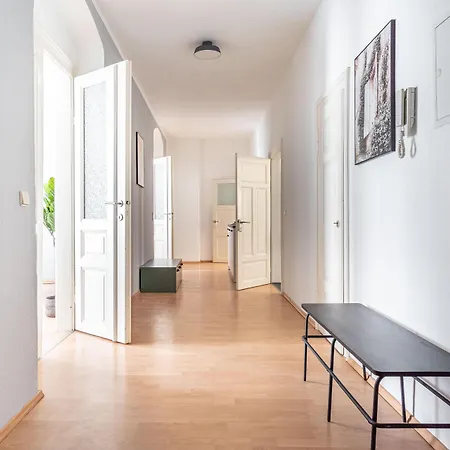 Limehome Hoyerswerdaerstrasse * 德累斯顿